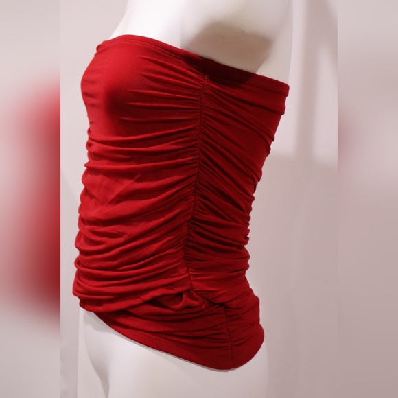 🔖 SHEIN Red Ruched Tube Top - Picture 3 of 8